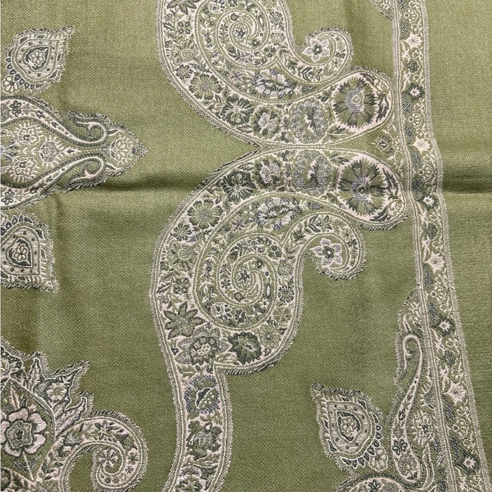 Pottery Barn Green and Cream Decorative Tapestry